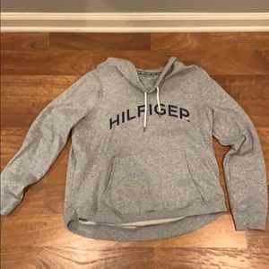 tommy Hilfiger sweatshirt